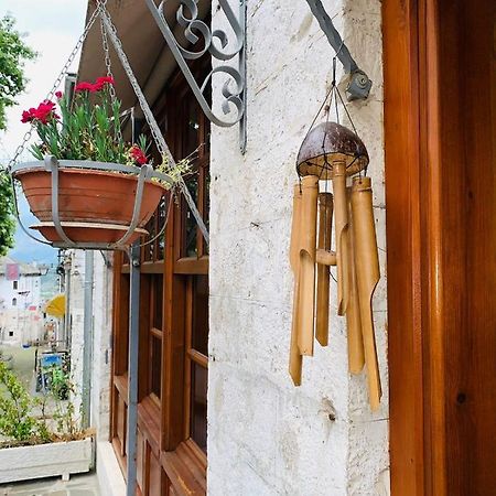Guest House And Hostel Val-Mar Gjirokastër Екстериор снимка