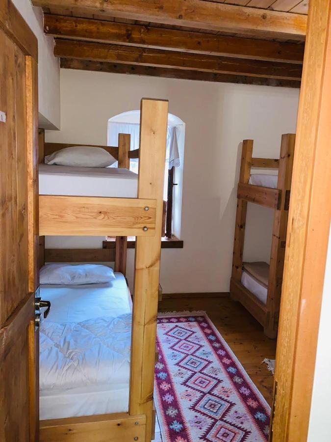 Guest House And Hostel Val-Mar Gjirokastër Екстериор снимка