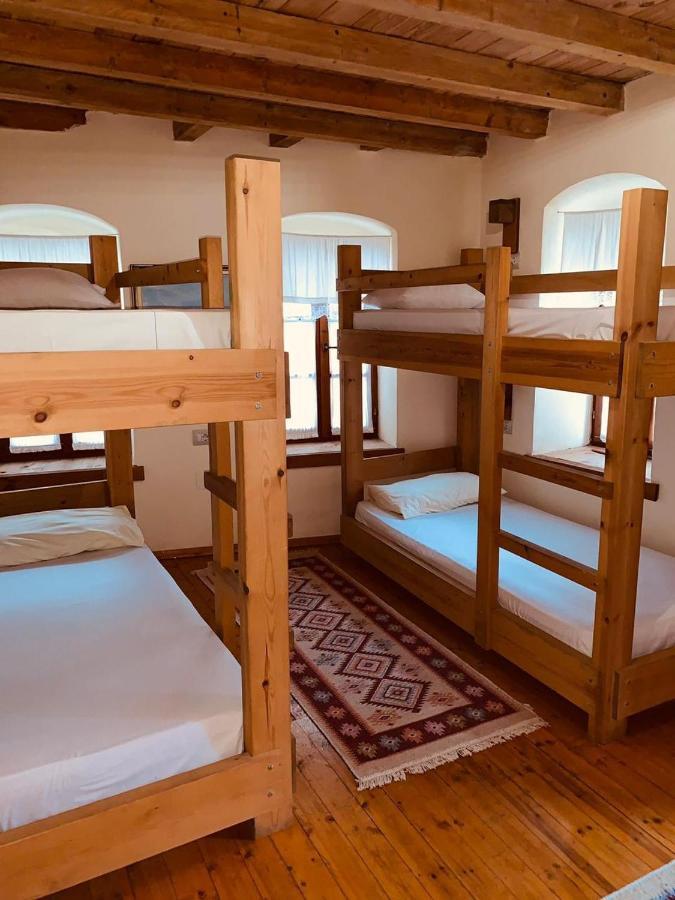 Guest House And Hostel Val-Mar Gjirokastër Екстериор снимка