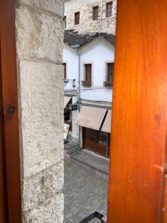 Guest House And Hostel Val-Mar Gjirokastër Екстериор снимка