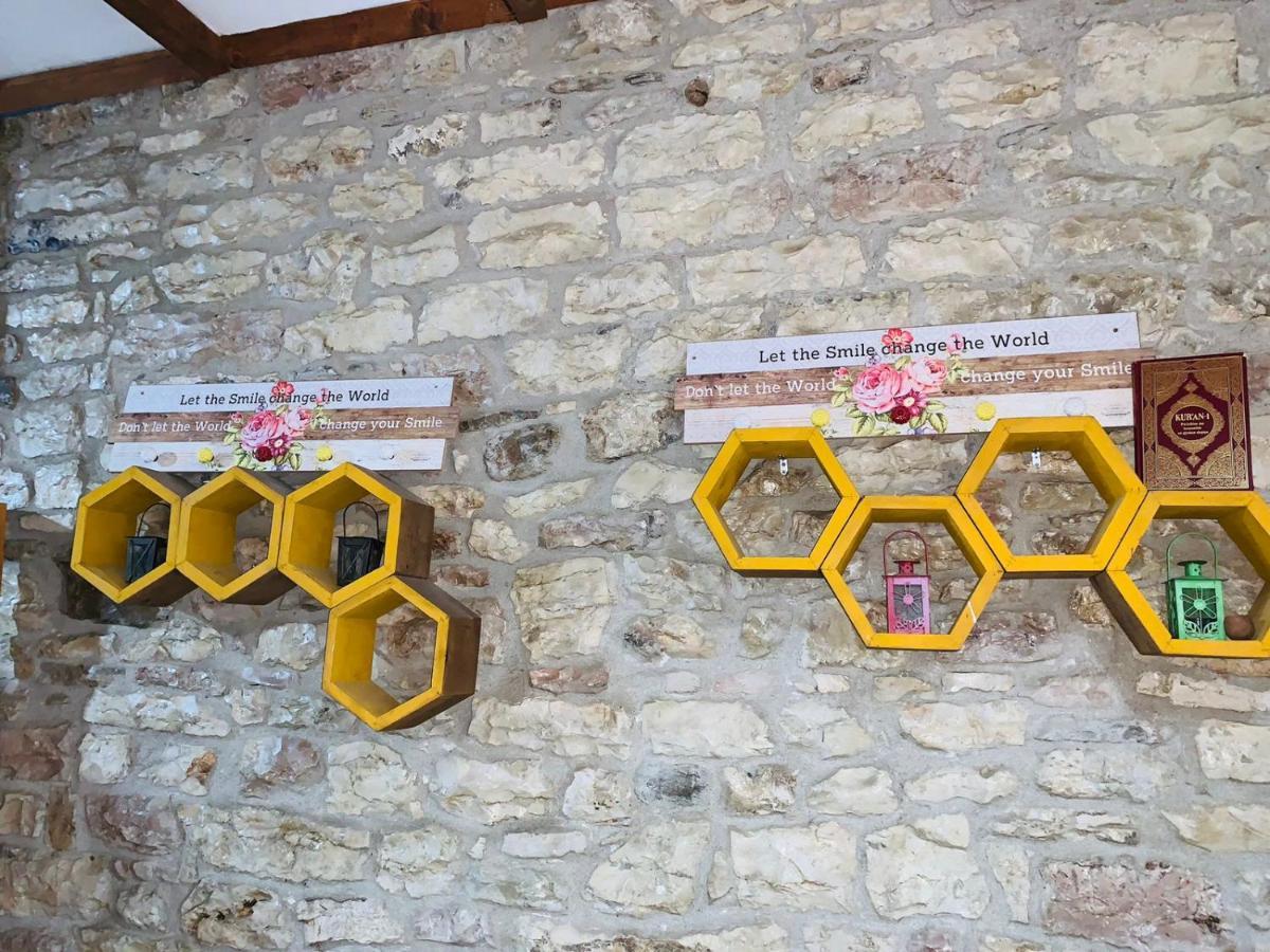 Guest House And Hostel Val-Mar Gjirokastër Екстериор снимка