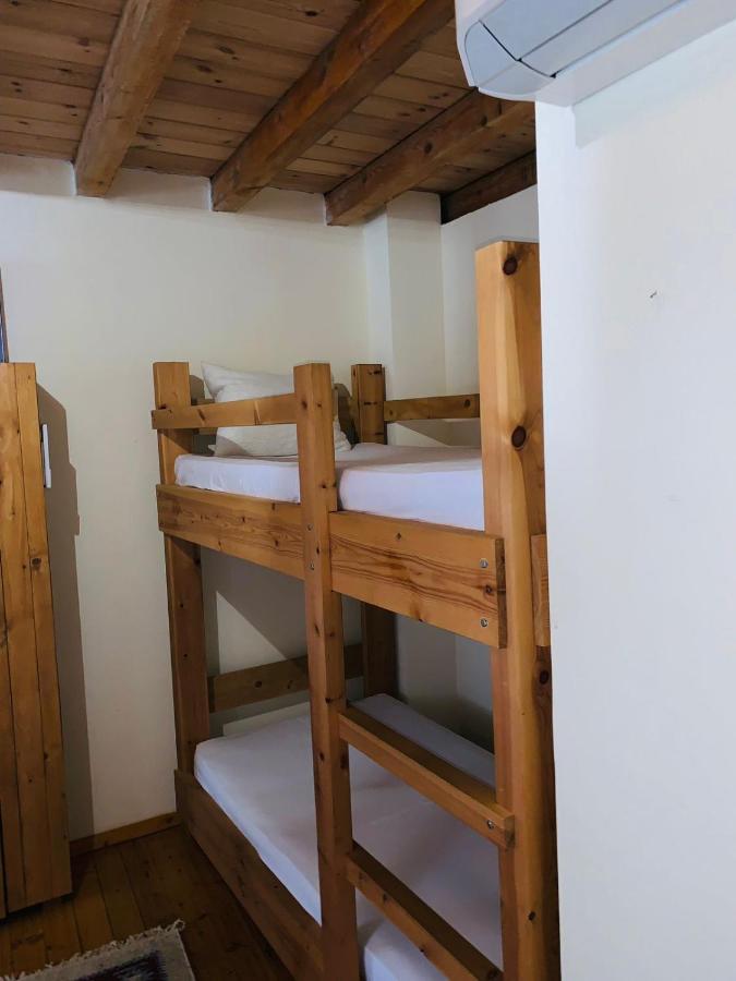 Guest House And Hostel Val-Mar Gjirokastër Екстериор снимка