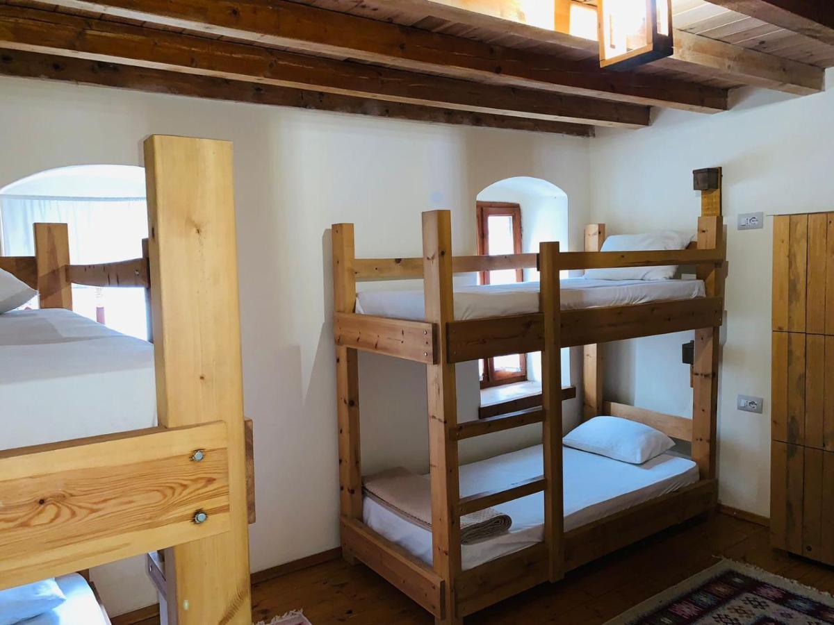 Guest House And Hostel Val-Mar Gjirokastër Екстериор снимка