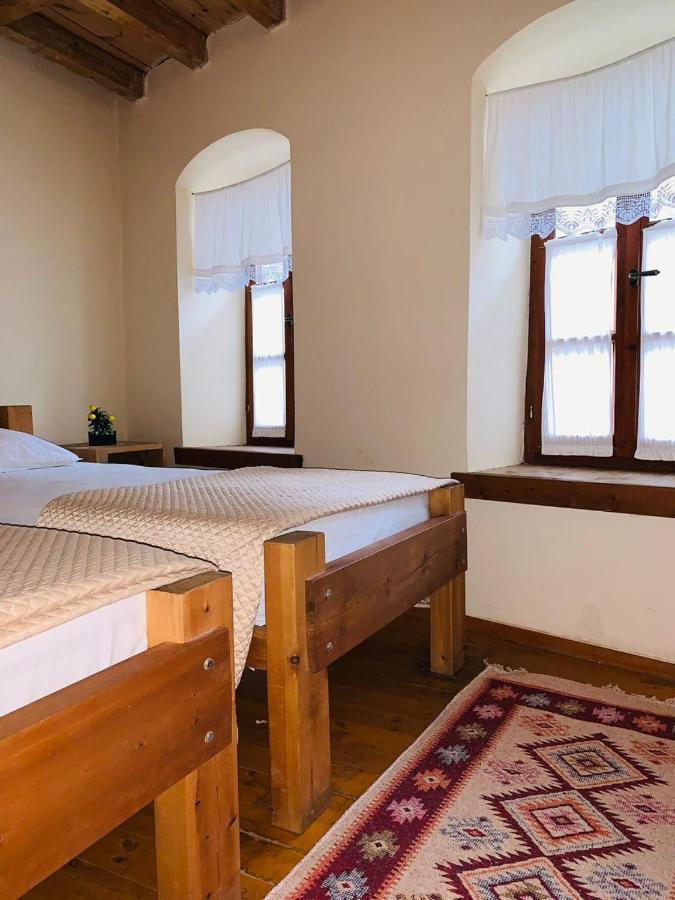 Guest House And Hostel Val-Mar Gjirokastër Екстериор снимка