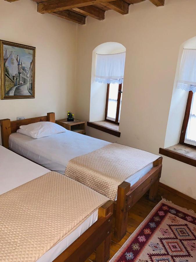 Guest House And Hostel Val-Mar Gjirokastër Екстериор снимка