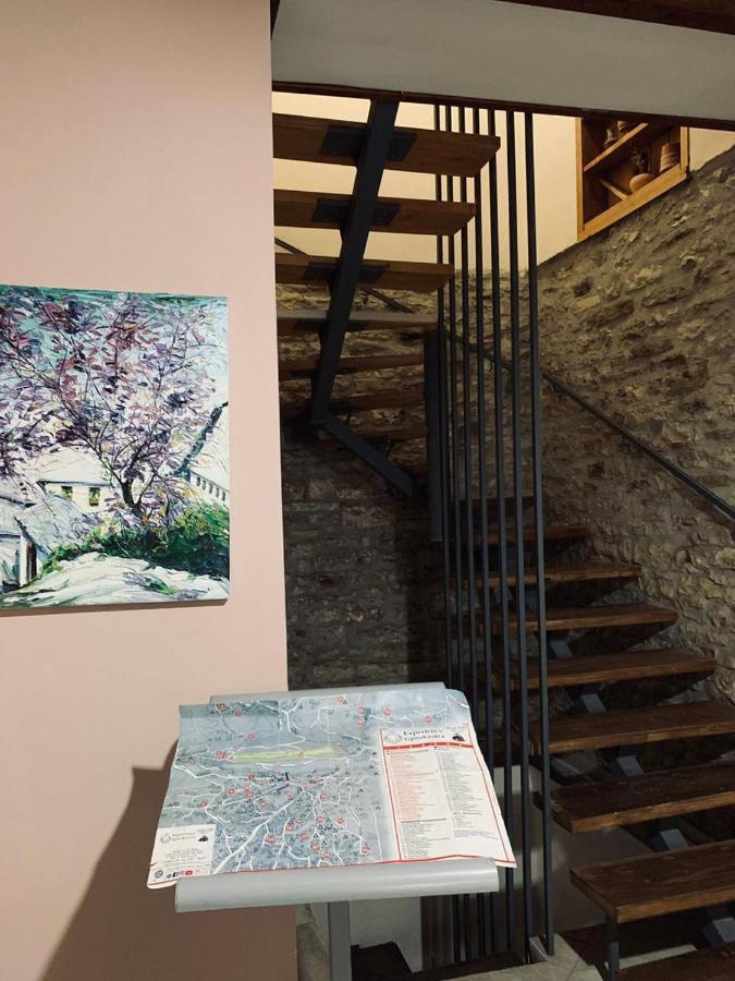 Guest House And Hostel Val-Mar Gjirokastër Екстериор снимка