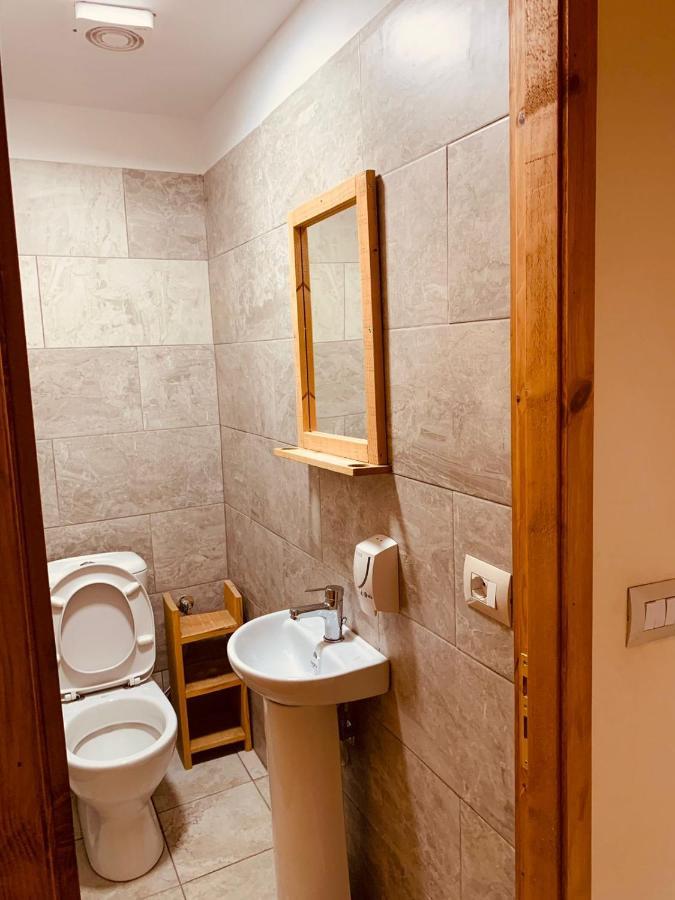 Guest House And Hostel Val-Mar Gjirokastër Екстериор снимка